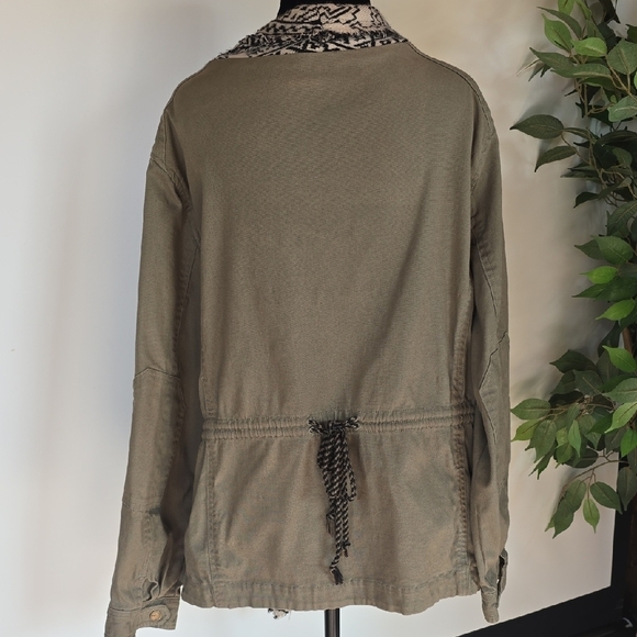 Natural Reflections Olive and Black Patterned Jacket - Picture 2 of 10